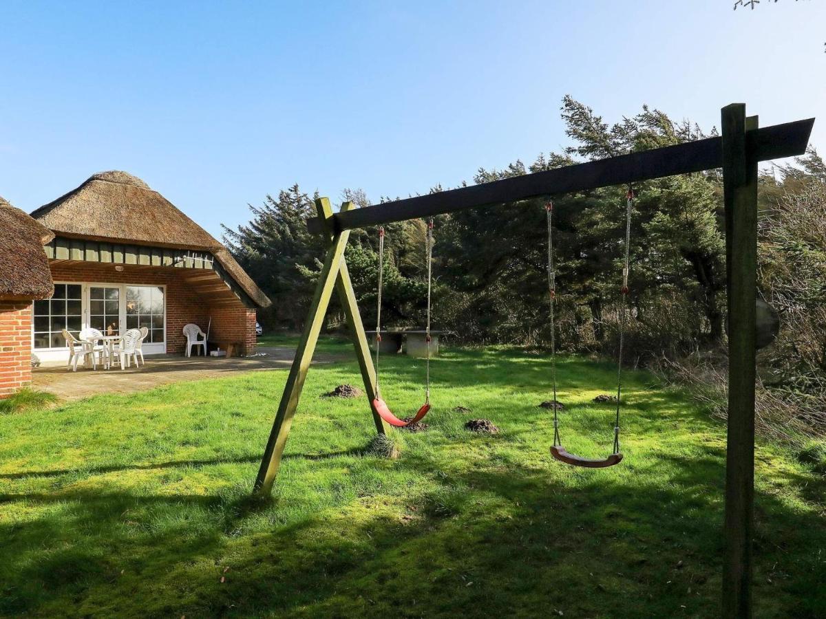 Three-Bedroom Holiday home in Løkken 1 Buitenkant foto